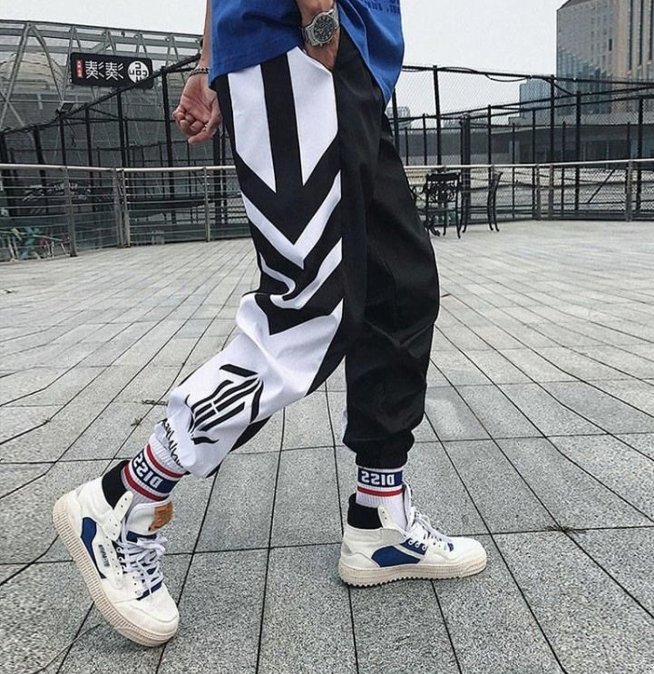 Sports pants, loose feet, nine pants